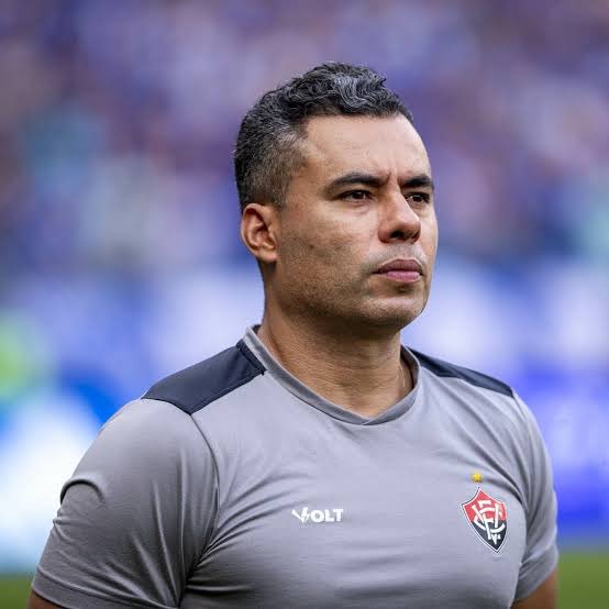 reporterlacerda's tweet photo. Jair Ventura ganha força e Inter deve intensificar contato com treinador nas próximas horas. 

Te agrada? https://t.co/6QwGtFE1Bm