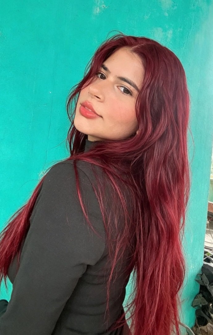 adrielyarmy7's tweet photo. Hoje me define sdds desse cabelos assim vermelho cereja 🍒💋 foto ano passado,🤌🏻

Nossa tô surreal de incrível nessas fotos 
Tava perdida na minha galeria vim posta aqui pro feed,🍒💋🤌🏻🎀 https://t.co/KGzzrIn3O1