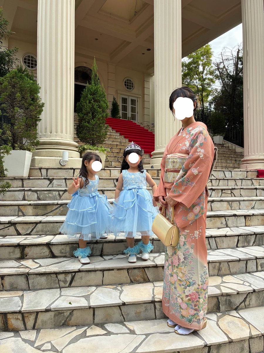 panikyupi's tweet photo. 結婚式で無事リングガールをお務め！
水色ドレスが映えてて良かった🩵 https://t.co/EcZrTkHopV
