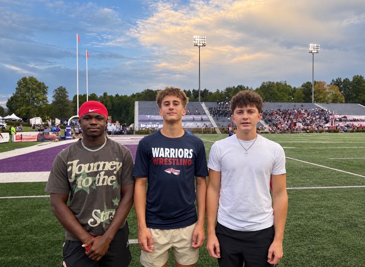 Cjmohm's tweet photo. Had a great time @PaladinFootball. Thanks @CoachColder for the invite. looking forward to making a connection. @EGJAMFB, @Coach_Medici, @Coach__Sides, @EGWarriorFB @CoachClay_CLT @DrewDudzik @CoachParks84 @CoachMattPearce @CoachDanCasey @pepman704 @PrepRedzoneNC @QBHitList https://t.co/GbYqBixqtN