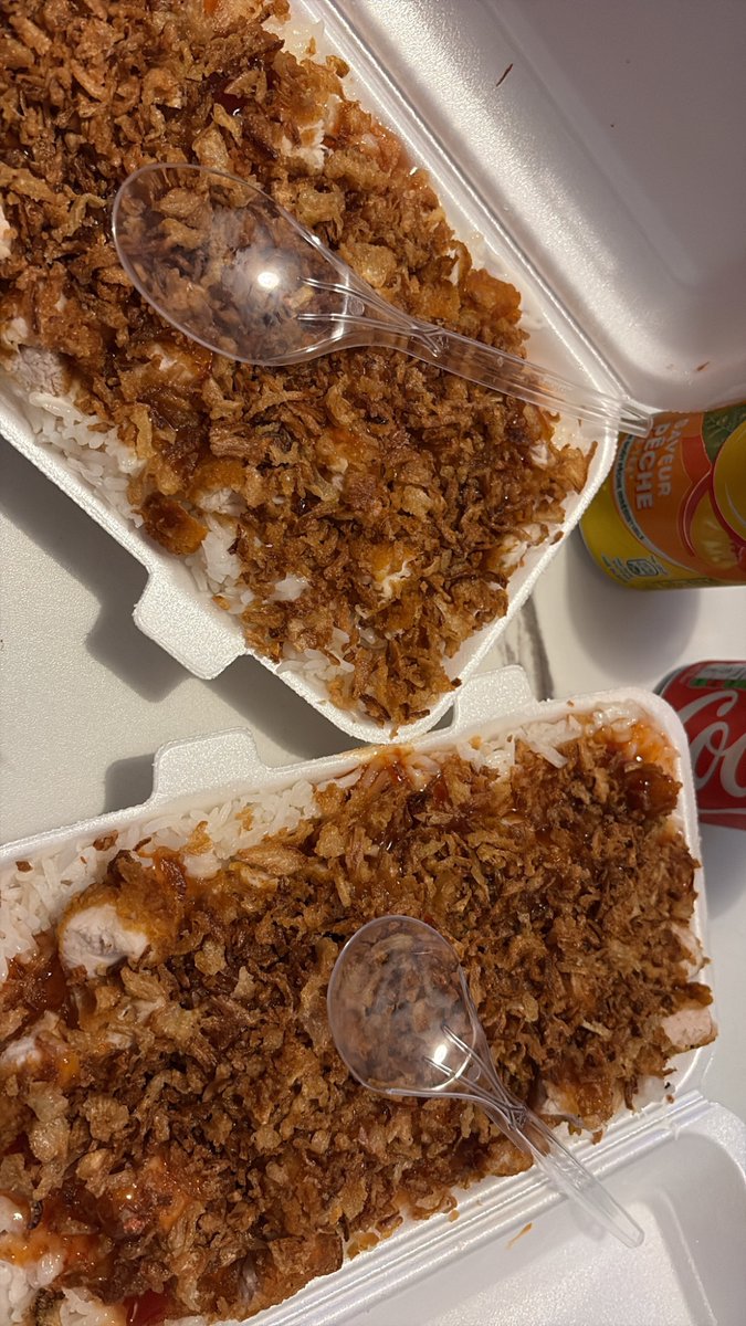 DeesseSoumayaa's tweet photo. 21,90€ vient rembourser mon repas de ma copine et moi 💁🏻‍♀️💅🏼🤪

#soumis #moneymiss #moneyslave #findom #paypal #revolut #cash #dom https://t.co/O407lTwOeJ