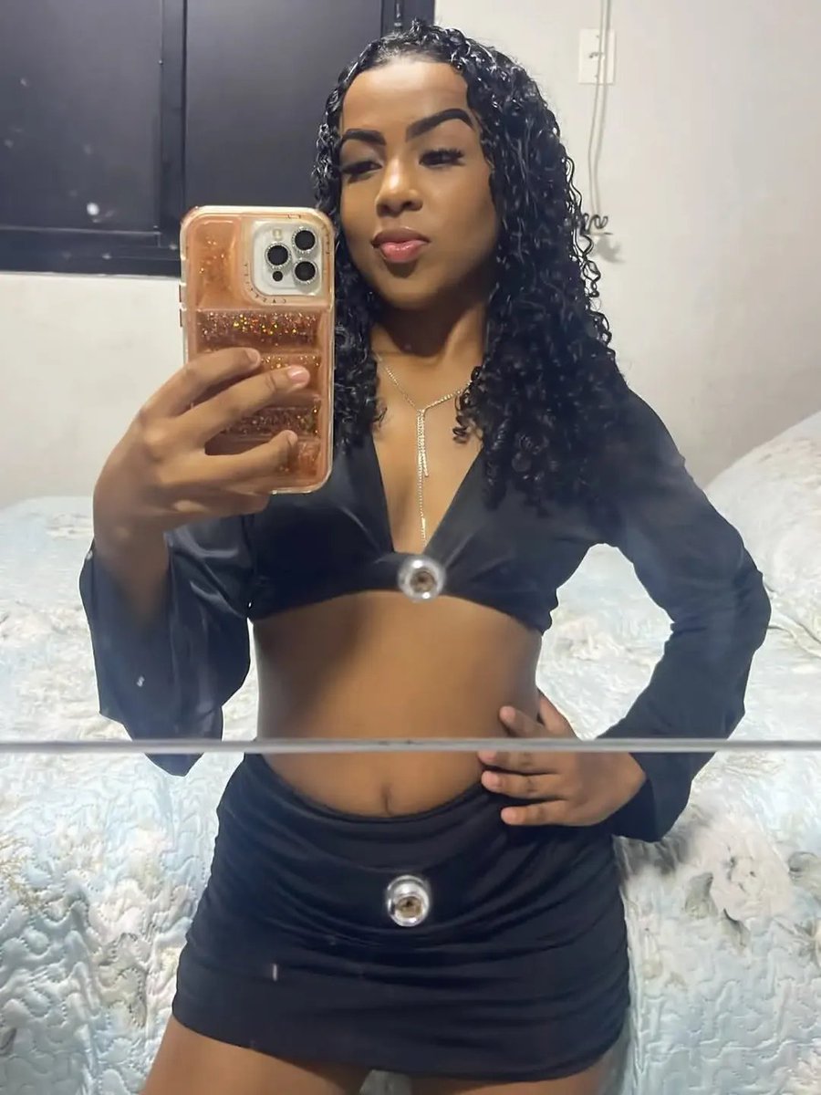 eu_julinhaa14's tweet photo. 🥵🥵 https://t.co/kmE75PUMbk