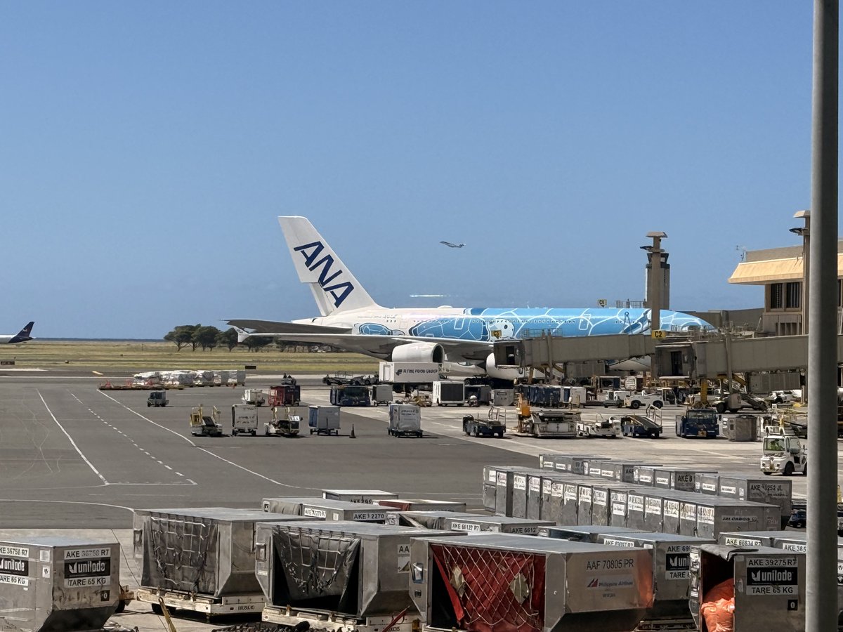 Ken5Ise's tweet photo. 帰国便は1時間ほど遅れて出発🛫
さようならハワイ。また来年 https://t.co/724gfpSGwv