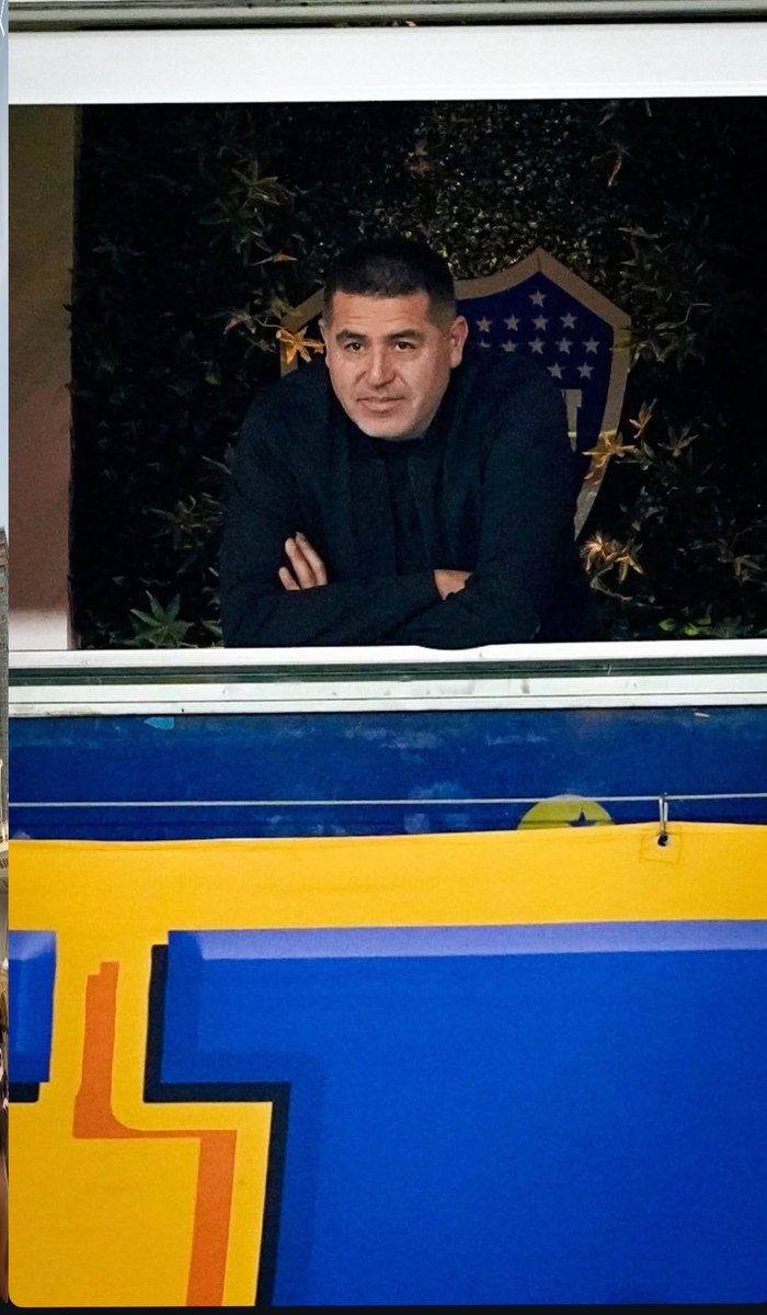 the_Storm_32's tweet photo. @reatrypine @_JugadorNro12 يجب أن يبقى دائماً رئيساً 
لن يجد بوكا جونيورز أحد يحبه أكثر من رومان ريكيلمي 🤝 https://t.co/wEZQkfzKsK