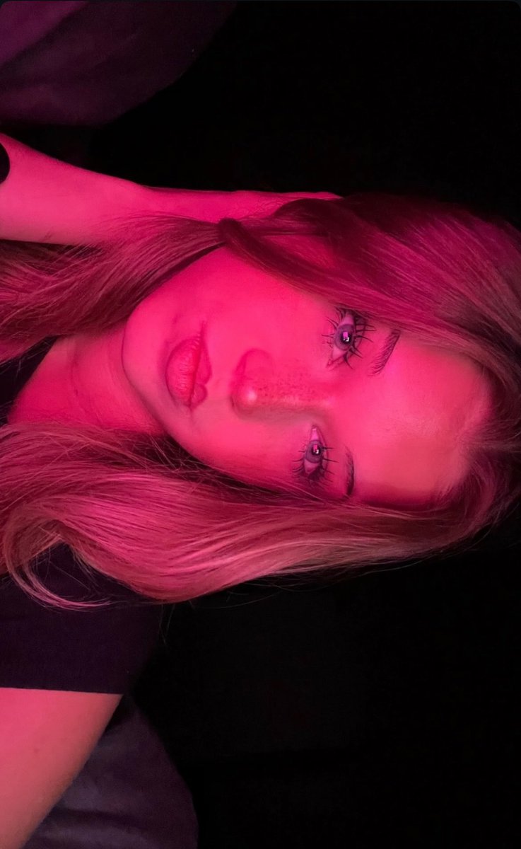Laura_ooq's tweet photo. Daddy can i please use a strapon and fuck ur ass? You can fuck my pussy after https://t.co/Hy0zmhZjwR
