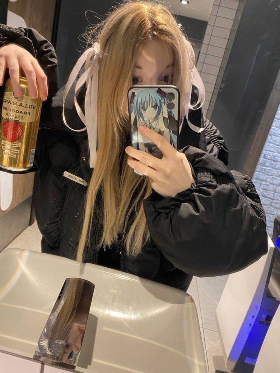 felipa11489's tweet photo. can i dm u ?                        

Plssss🥺😩 https://t.co/TLhwlwBHmF