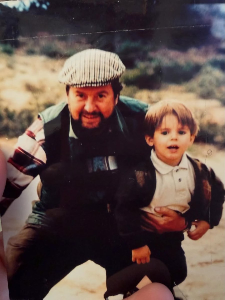 ismail_a_96's tweet photo. Feliz cumpleaños al superhéroe. Te quiero ❤️ https://t.co/oIjnM4iIOY