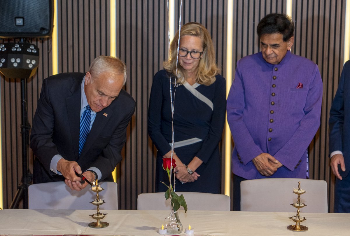 NYSComptroller's tweet photo. Wonderful to celebrate the vibrant World’s Fair Diwali &amp; Navaratri Festival on Long Island. Thank you to Dr. Sumita SenGupta and the Arts4All Foundation for their continued work to bring people together and empower communities across the state. https://t.co/IptU5geePh