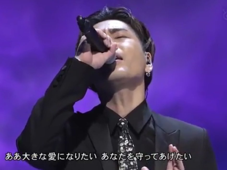 omi11714's tweet photo. 根っこの部分で繋がっている
熟年夫婦、離婚はしてないけどってレポをニヤニヤしながら見てから2人を見ると涙が😢情緒不安定か！笑
どんなノンフィクションやドキュメンタリーよりも臣隆ものにはすぐ泣けます笑
#ØMI
#今市隆二 https://t.co/gek8DlGpBb