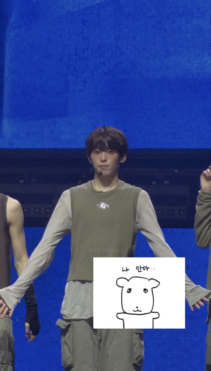 0hxxs2's tweet photo. 씹…..보고싷러♥️♥️👩🏻‍❤️‍💋‍👨🏻🧑🏻‍🩰 https://t.co/hhd3KAZ8Sg