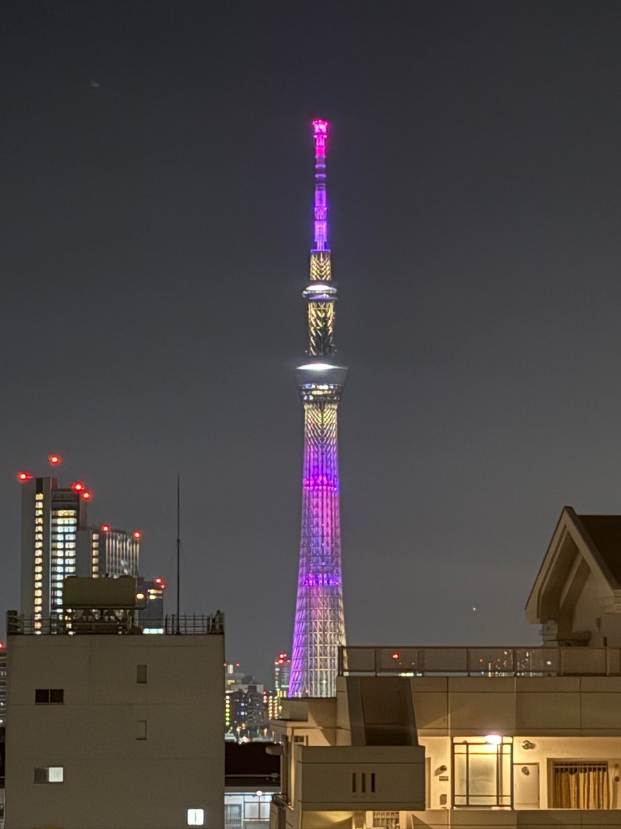 asakusa_navi's tweet photo. 🌟東京スカイツリー＆浅草情報🌟

おはようございます🙇‍♂️

浅草は台風一過の晴天🌤️

やっとシルバーウィークを楽しめる👍

今日は国民の休日🎌

今夜のライティングは『雅』✨

今日も一日よろしくお願いしますm(_ _)m

#浅草
#浅草天気
#スカイツリーライティング
#浅草なび

https://t.co/WJNvzCTOqf https://t.co/UizwoO6HDf