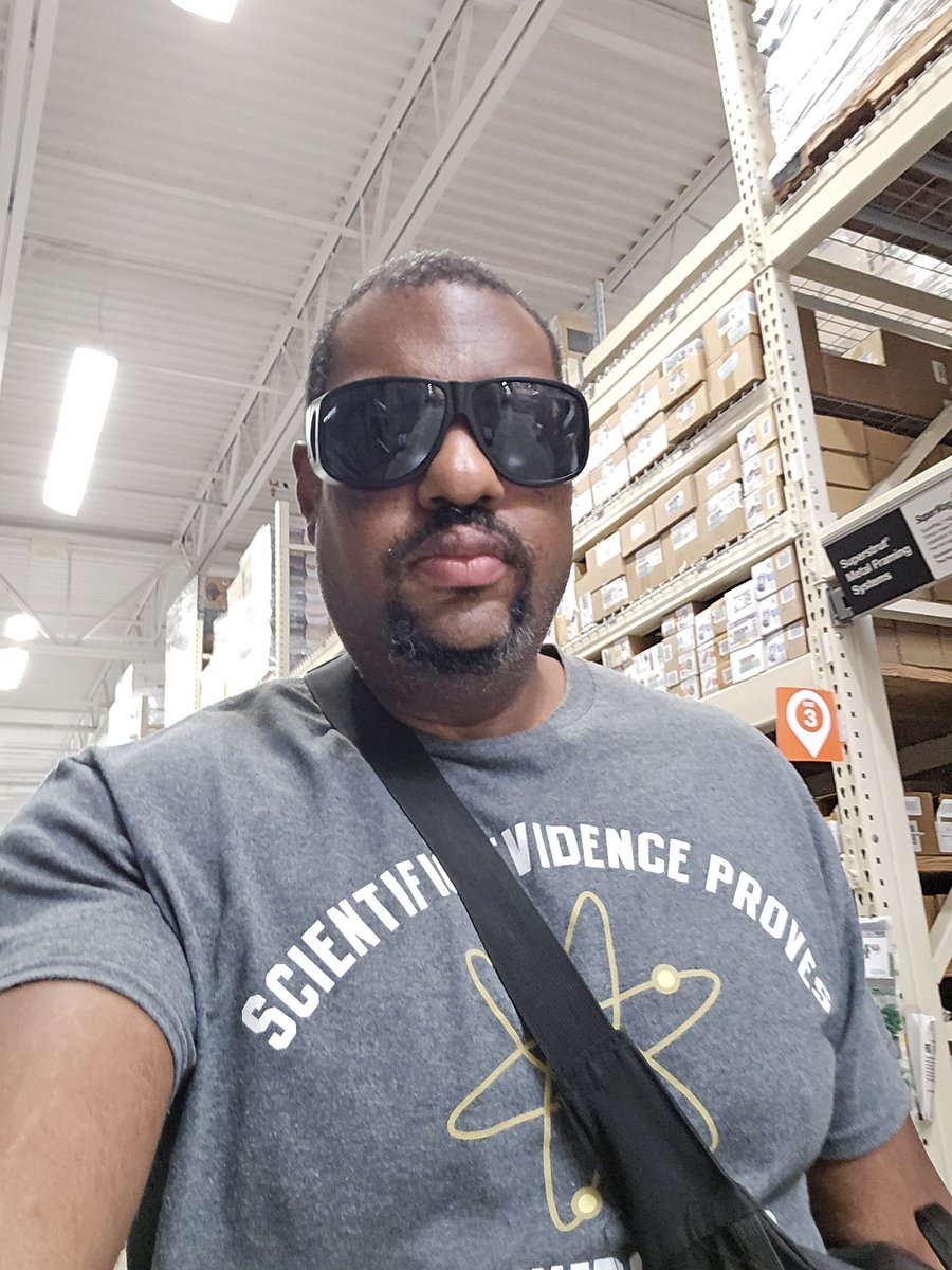 Chris02554629's tweet photo. Pit Stop while prepping for next weekend's project continuation #renovation #rentals #weightlossjourney #fitover40 #JeanGrey https://t.co/SVMftb7xwK