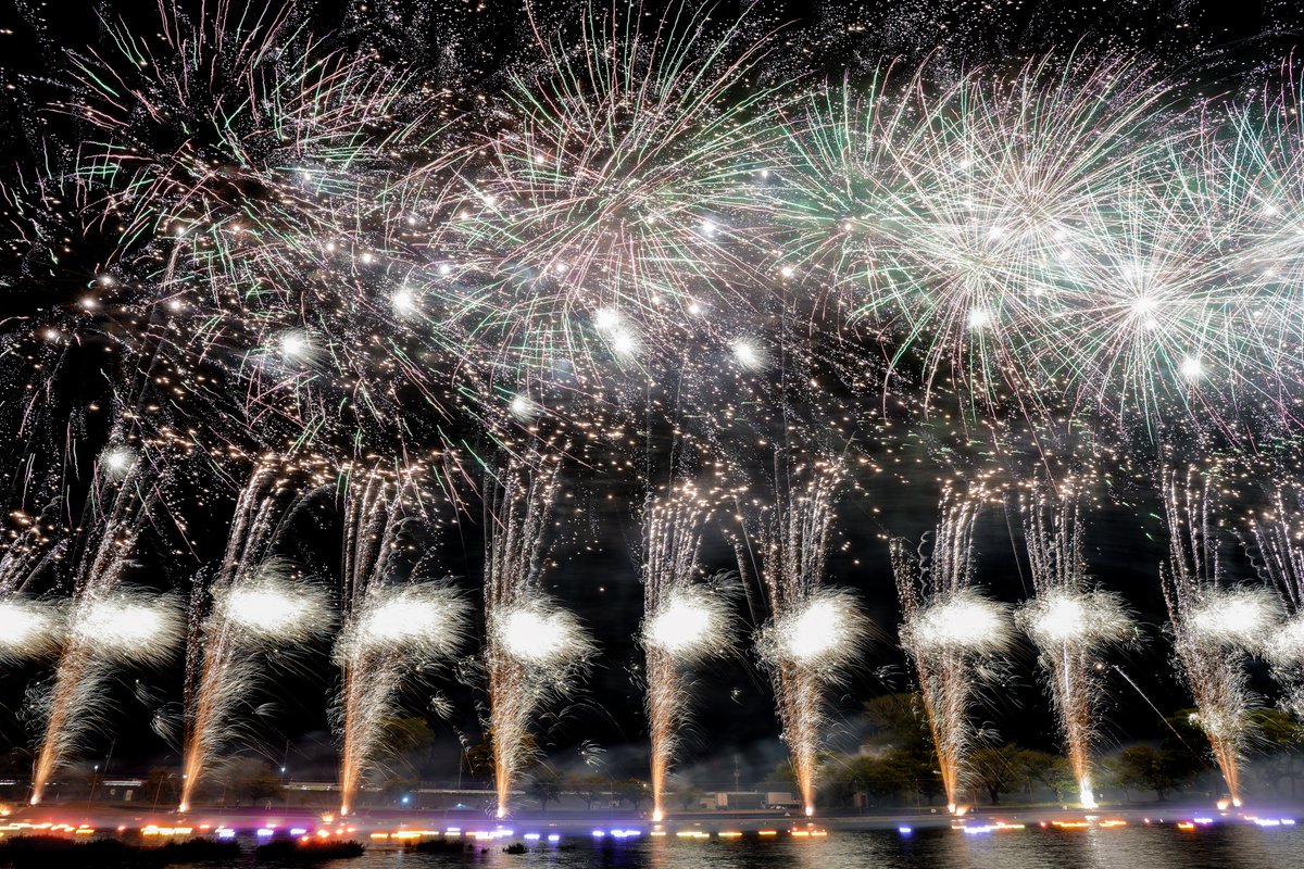 _keisuke_ke's tweet photo. フィーバーフィーバー🎆
#写真
#photo
#Sony
#α7CII
#南丹市花火大会 https://t.co/vKRwl9o1yx