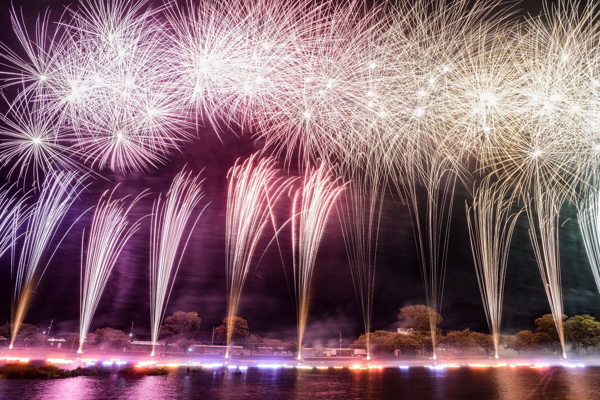 _keisuke_ke's tweet photo. フィーバーフィーバー🎆
#写真
#photo
#Sony
#α7CII
#南丹市花火大会 https://t.co/vKRwl9o1yx