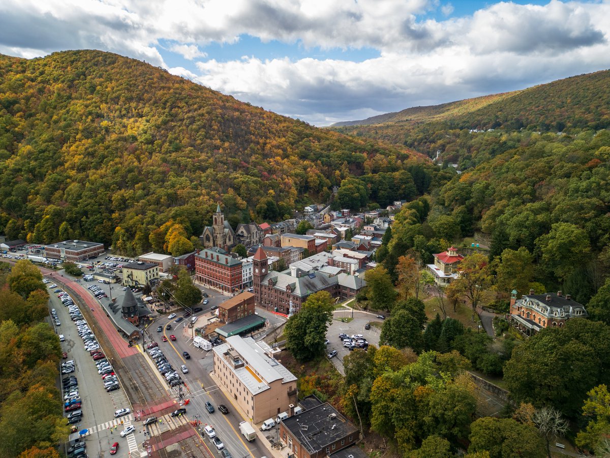 tyklip's tweet photo. @RobGeorge You're on. Jim Thorpe, PA https://t.co/EjKeBqIHTy