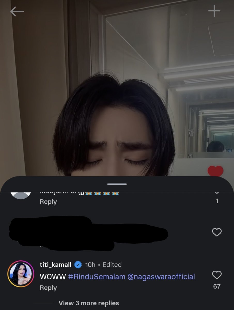 detii0730's tweet photo. Titi Kamal, the original singer of the song Xiaojun used in his content leave a comment on Xiaojun's reels. 😂😂

"WOWW #RinduSemalam @.nagaswaraofficial"

Title song: Rindu Semalam
Singer: Titi Kamal
https://t.co/w7ScTKHLGN https://t.co/YOZhNhE3ZL