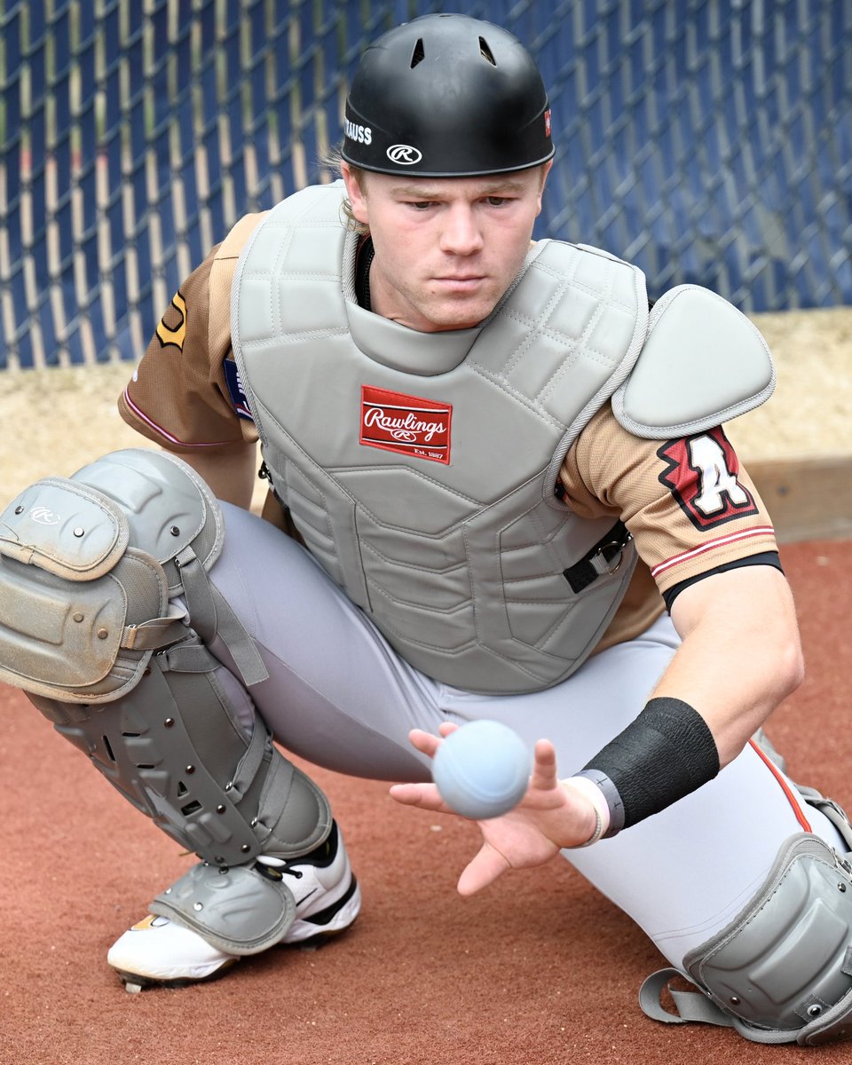 MLBazFallLeague's tweet photo. Easton Carmichael is #ValleyBound

The @Pirates No. 8 prospect will be headed to Glendale this Fall! In 111 games this season, Carmichael recorded a .287 AVG with 20 homers with 13 stolen bases. https://t.co/mZSHvbcwH5