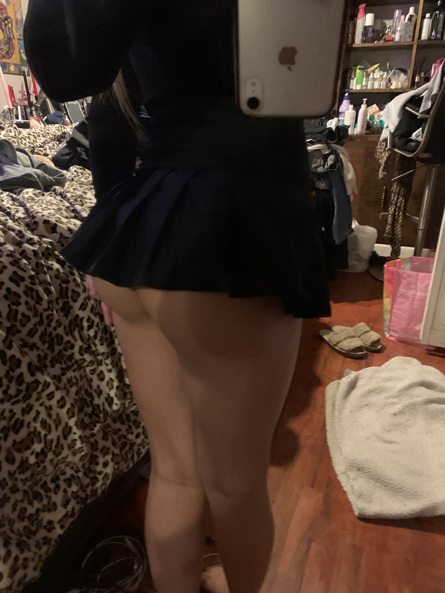 Spicymormon36's tweet photo. Here's a phat ass slut shared by her cuck crush🤤10 likes and I'll post a part 2

Dm your sluts to expose https://t.co/xA8DGv6GPD