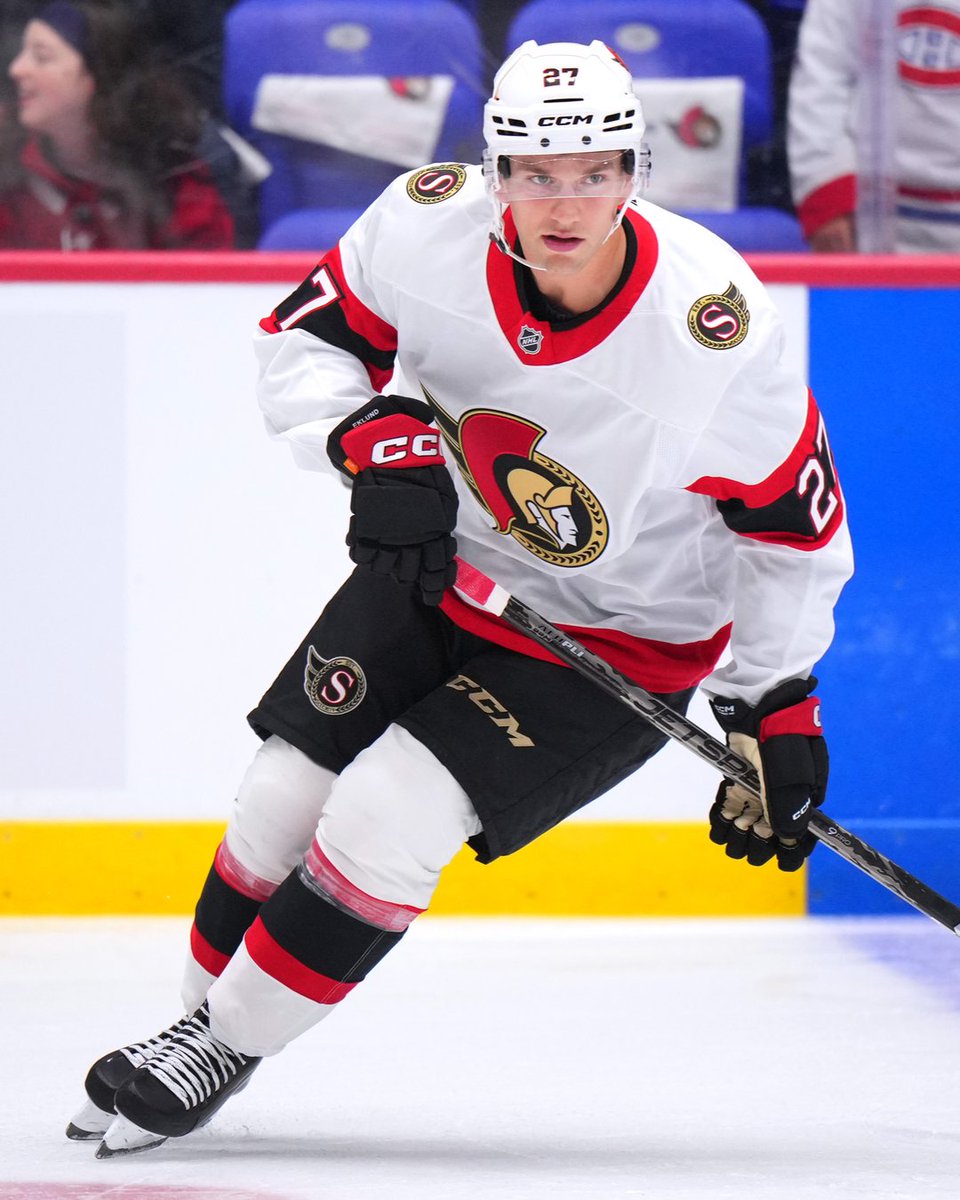 This one is going to take some getting used to... 😅

William Eklund is making his @​Senators preseason debut tonight at #KraftHockeyville! 
 [📷](https://pbs.t