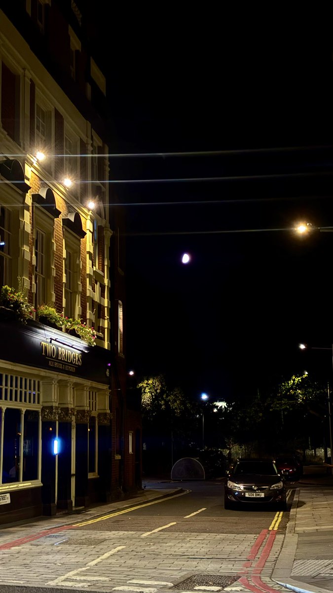 prathameshdpraj's tweet photo. Moon was beautiful https://t.co/TZkFIR3mqY