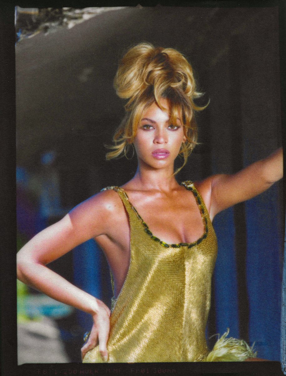 jiggyvisuals's tweet photo. *HQ SCANS*📸
B’DAY Album cover outtakes 🐝
(poster)
#BDAY20 🐊 https://t.co/RPXIzHRNVK