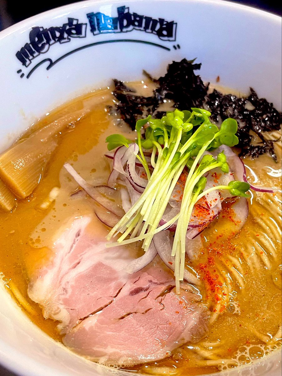 n6y5mhgz's tweet photo. menya787／加茂
秋刀魚ら−めん

ご馳走様でした◡̈⃝︎⋆︎* https://t.co/ztJsBQxvK3