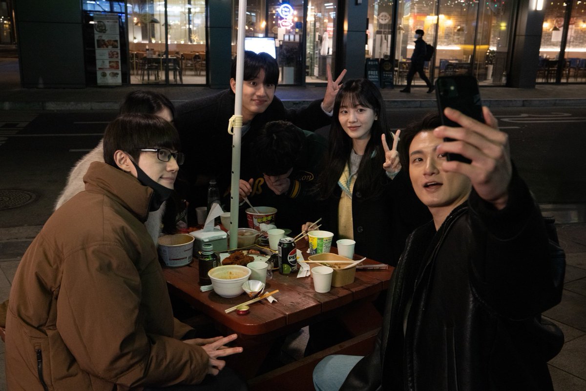 Jonjae_won's tweet photo. <최종면접> 스틸컷 공개 .ᐟ.ᐟ.ᐟ.ᐟ 

#영화 #최종면접 #11월극장대개봉 https://t.co/cWiajly5OA