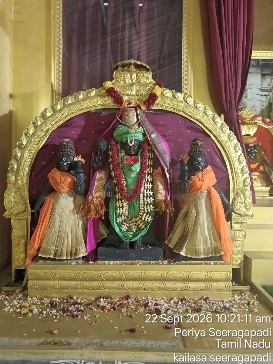 dinanaathan's tweet photo. கைலாஸா சீரகாபாடி 

ஏகாதசி அபிஷேகம் 

ஆனந்தமாக இருங்கள் 
ஓம் நமோ நாராயணாய நமஹா https://t.co/BCagWAdPOY