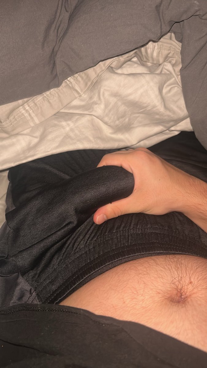 MidwestBWC07's tweet photo. Fresh out the shower are whoreny 🥵 #trade #mlm #bwc https://t.co/4ndEZONiXi