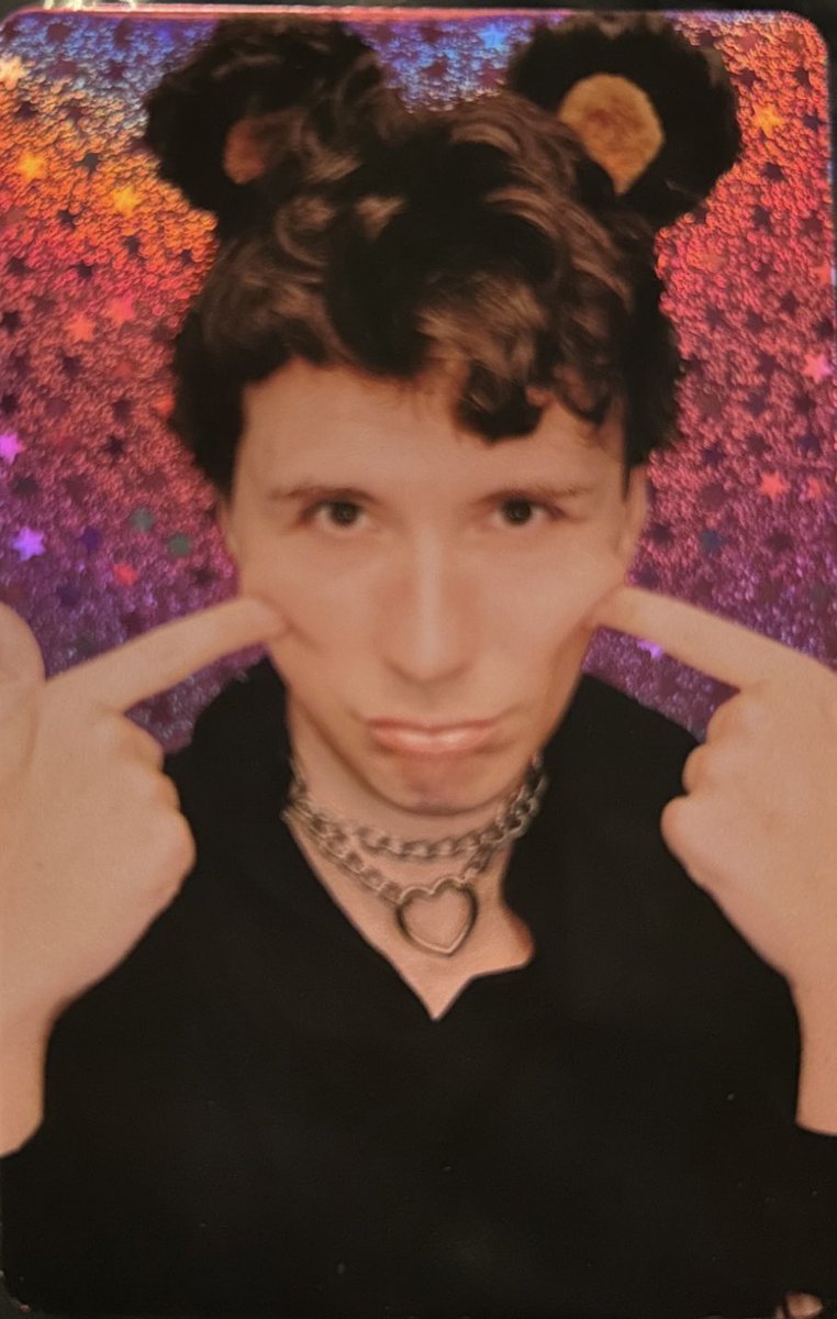 theamazingphil's tweet photo. if you heard that sound dw i just exploded https://t.co/bgYsgap7bY