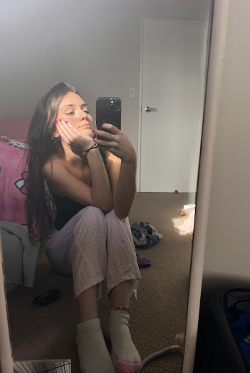 ellawilson35's tweet photo. @rodgers_kalani yeah, she’s got that natural presence. https://t.co/4kBB8J93fJ