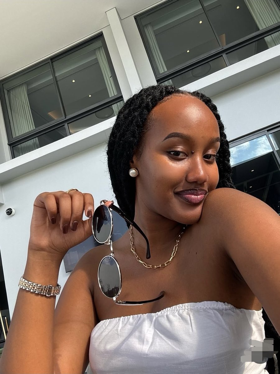 Aggie_love12's tweet photo. Wishing you a blessed day friends 🥰 https://t.co/FqOhGHMBFr