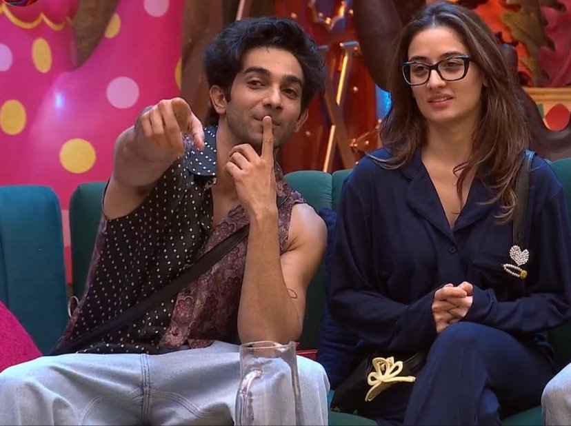 aryan_0_21's tweet photo. Real's
Save each other with just one vote ❤
| #amangandhi | #uditisingh | #amditi | #biggboss20 | #bb20 | https://t.co/hNXOe5QmE6