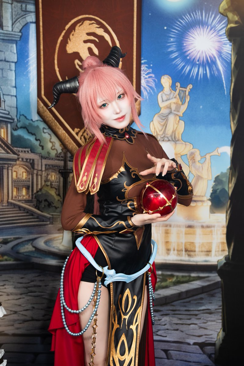 tamyamcam's tweet photo. 2026.9.20(日)
TGS 2026

L&amp;K RED STONEブース
黒魔術師 / Hangah (@Hangah_cos) 様

#REDSTONE
#TGS
#TGS2026 https://t.co/sALo9ruaUw