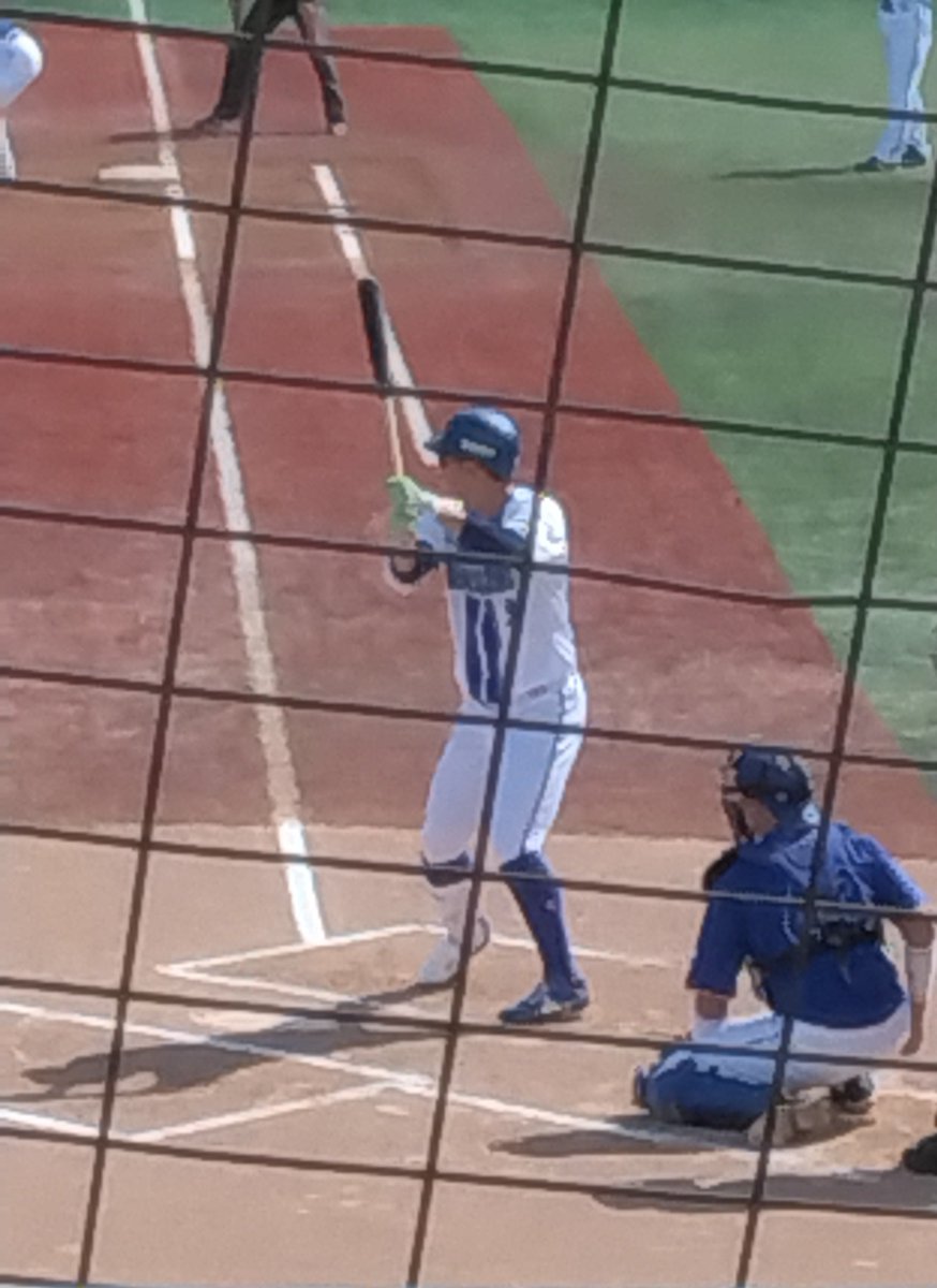 team_nd's tweet photo. 台風一過、暑いですね☀
今日は野球観戦(ファーム)でございます⚾
#京急 が途中までしか走っておらず、文庫駅から球場まで歩いて40分かかりました😅
#横須賀スタジアム https://t.co/TivvvOoBuv