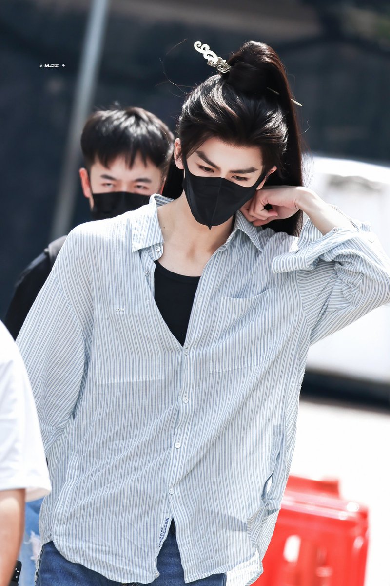 cherish_my_52's tweet photo. 세상에나…

#장릉혁 #ZhangLinghe #张凌赫 #จางหลิงเฮ่อ https://t.co/oTzWzq3yYi