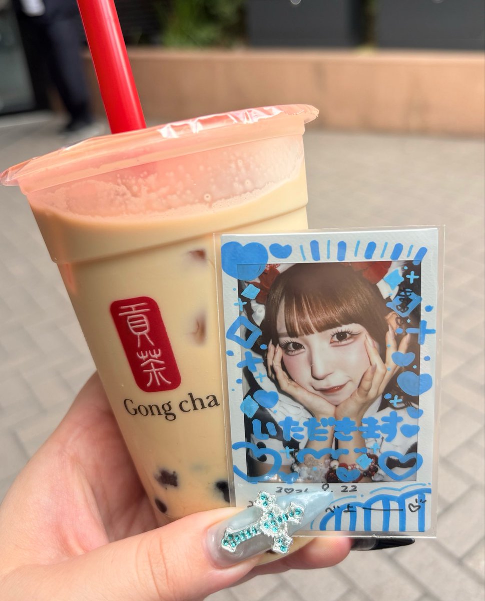 m_mg_ui's tweet photo. 一昨日会ったのに今日も会えるなんてうれし〜✌🏻ᴖ ̫ᴖ✌🏻🎶The朝活🐓☀️
やはりノリが似ていて😏うっすらバレ始めてて草🤩
みぽちゃんに話したいことありすぎてまたも爆喋りかましてｽﾏﾝの気持ち🙏
お寿司食べたのに静止画撮り忘れて滅😭代わりにタピオカの写真🧋笑
またねー> ·̫ <
#今日もみぽみぽ https://t.co/JXbSSkZ4gT