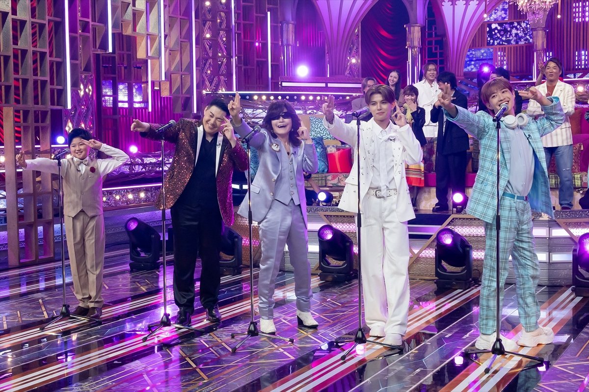 tv_life's tweet photo. 『昭和vs令和！世代を超えて愛される最強ヒット曲100連発』
昭和・平成・令和の最強ヒット曲を豪華歌手がカバー
丸山隆平が「夏色」で龍玄としとコラボ
大江裕らの「好きすぎて滅！」も

🔻記事＆写真はこちら
https://t.co/vDjbY8eQZ0 https://t.co/L6hpBpNJnR