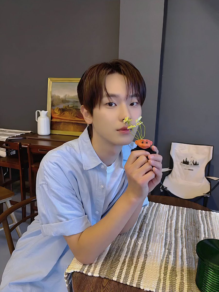 all_every8's tweet photo. 남자친구분 사진 실력이 많이 늘으셨나봐요오😆 #김도민 https://t.co/29Jk7EijdA