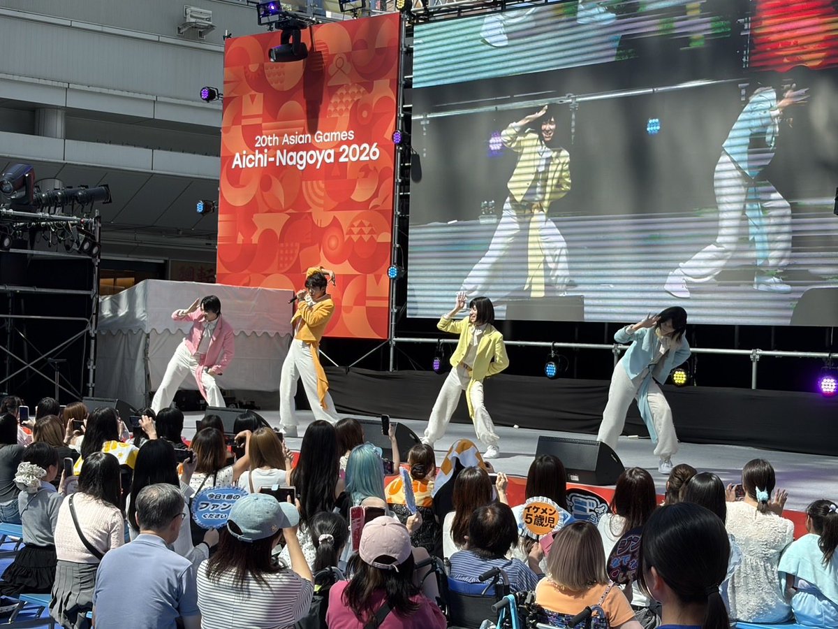 monaki_official's tweet photo. 本日は名古屋・オアシス21で開催中の
「ライブサイト in ONE ASIA WORLD」のステージに出演させていただきました。

開放感あるステージで
気持ちよくライブが出来ました🎤

ご来場いただいた皆様
ありがとうございました!
この後もさまざまなステージイベントをお楽しみください🌟

#モナキ https://t.co/S7OIDtc82d