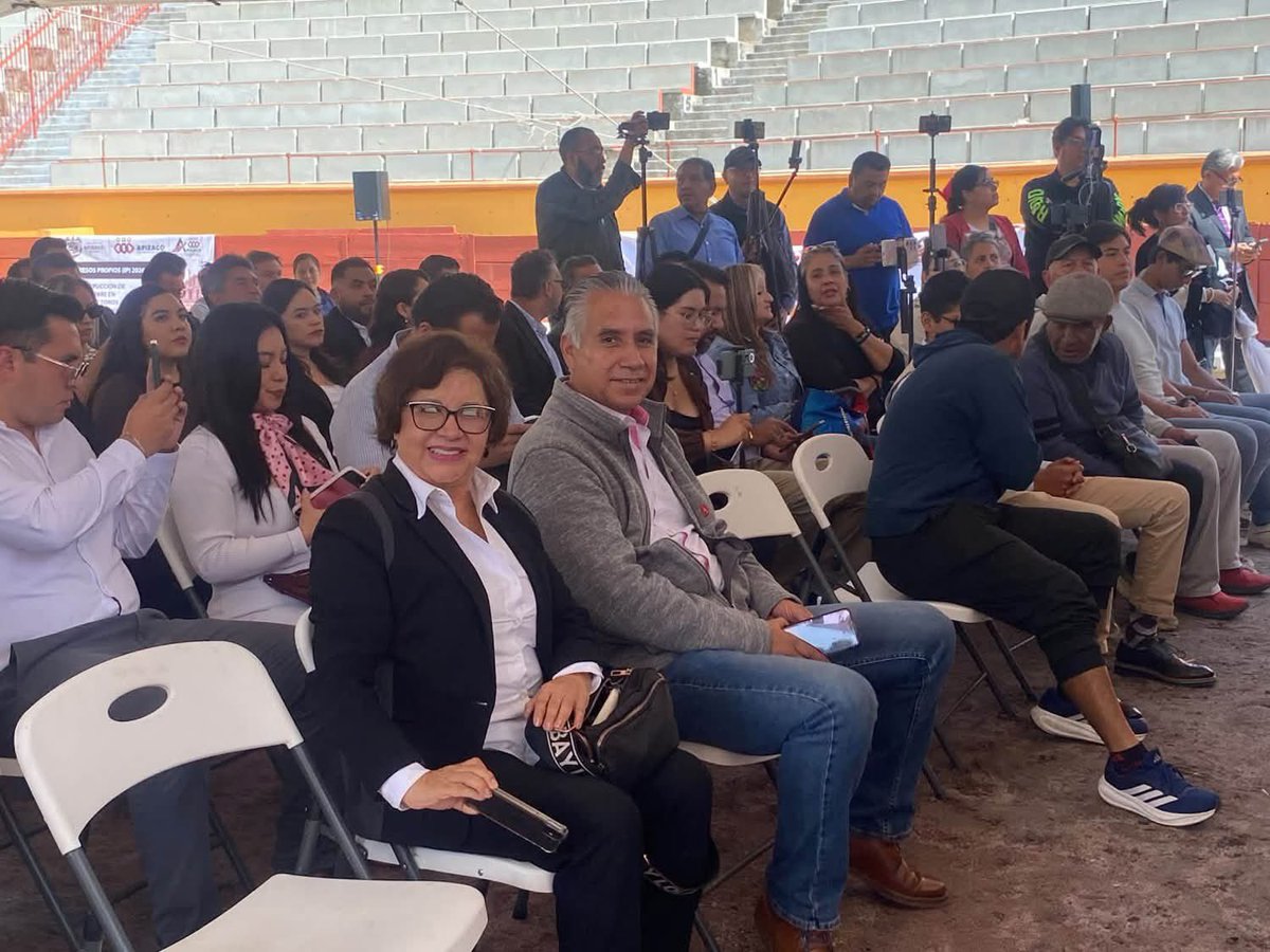 CuidadoEl47046's tweet photo. INICIA CONSTRUCCIÓN DE TECHUMBRE EN LA PLAZA DE TOROS “EL PANA” CON INVERSIÓN DE 20.9 MDP

Apizaco, Tlax.— El Gobierno Municipal de Apizaco dio el banderazo de inicio a la construcción de la techumbre de la Monumental Plaza de Toros Rodolfo Rodríguez “El Pana” https://t.co/XxBO1Ps9Qu