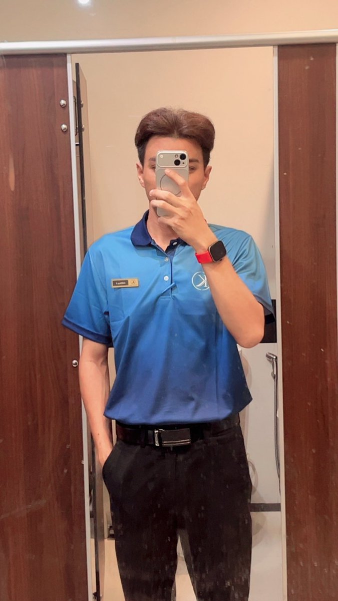 fff_mlif's tweet photo. 30 years 🎂🎉🍻 

หาคนเป่าเทียน 🤣

#กาญจนบุรี https://t.co/TVCuBpHZwJ
