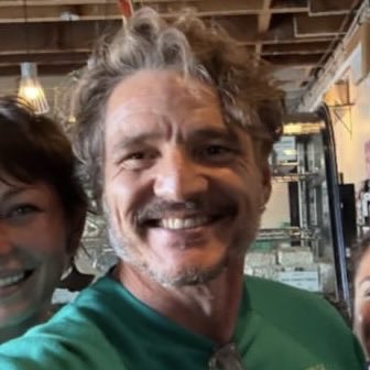 millersangry's tweet photo. oh my GOOD MORNING HES ALIVE AND SO GREYYYYYYYY im in love https://t.co/cpOi2uAST2