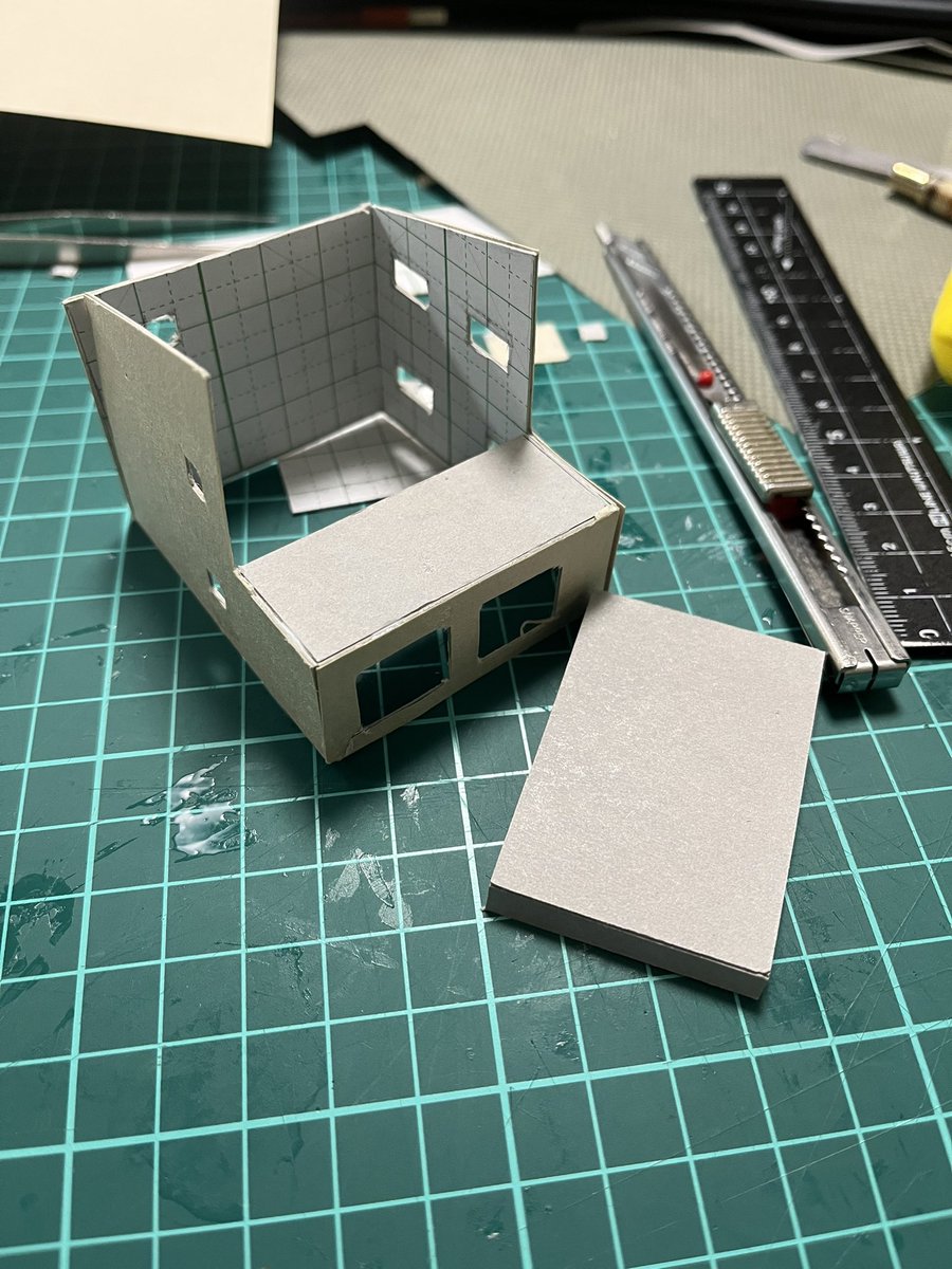 nasuyuhei's tweet photo. 最近の趣味:
家の模型（150分の1）作り https://t.co/YmwX1HEz2M