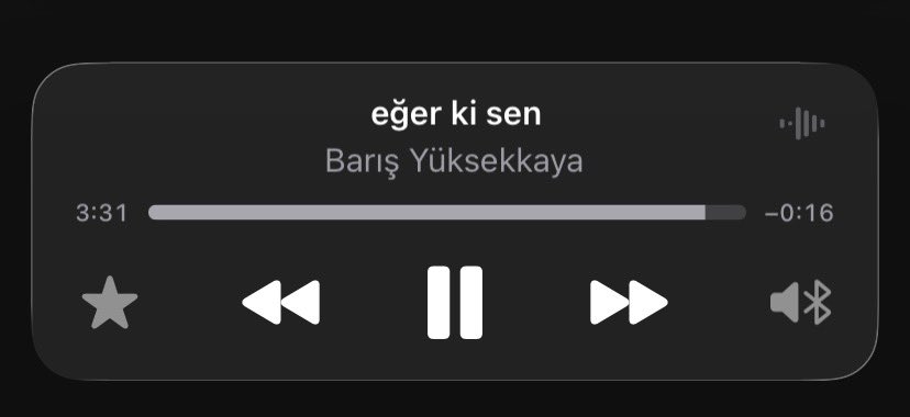 mvthbcyy's tweet photo. eger kı sen dınlerken okula gıden bı 12. sınıfım,, bılmem kıskanır mısınız🩷 https://t.co/il06NuCp2c