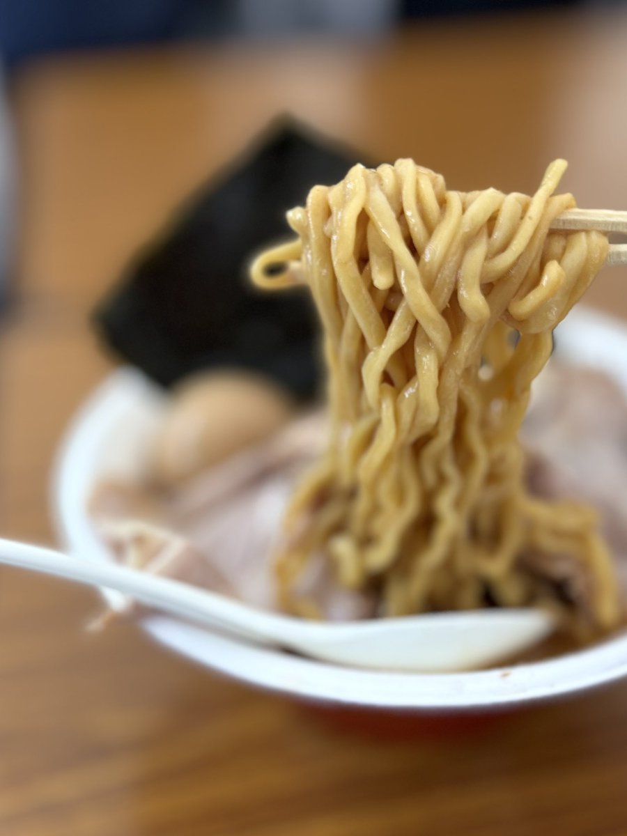 jinjin878's tweet photo. 初訪麺。
麺や六等星 in熱狂中野ラーメン祭

ずっと食べたかったから感無量。
色んな人にも会えて嬉しさ爆発🥰
#麺や六等星 https://t.co/v5UyrUa6O6
