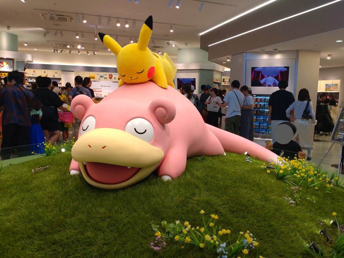 Sakune21's tweet photo. 最後にポケセンカガワへもちろん目的はスタンプラリー！めちゃくちゃ可愛かった〜✨激混みだったのでスーベニアメダルだけ記念に購入。 https://t.co/MRgnrW0YWE