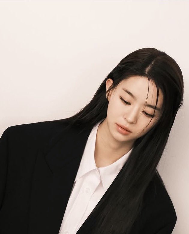 how_falling's tweet photo. 이와중에 성재민아로 오피스로맨스 바라는거 나뿐만아니지 ¿ https://t.co/2Sm6ROsLG6