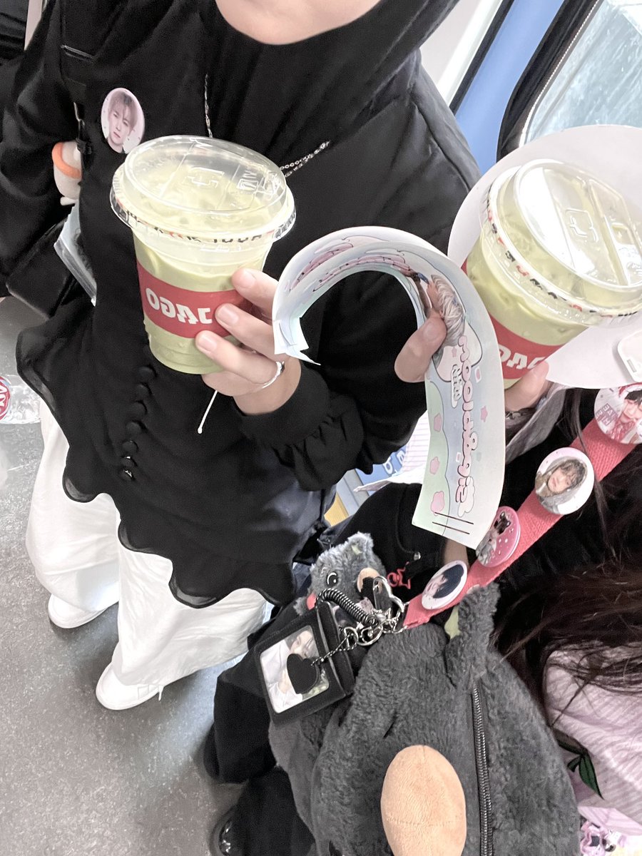 flowerr17_'s tweet photo. my favorit yurikuuu .. https://t.co/kLDocqHHMb