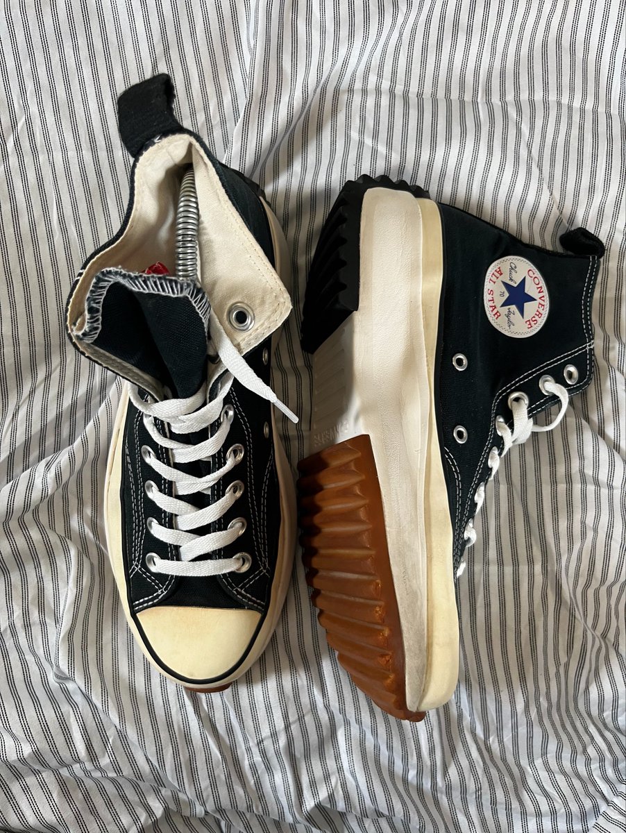 tyseasee's tweet photo. Converse run star X jw สีดำ สวย
 ⭐️ หุ้มข้อ พื้นเต็ม ซอฟหนังนิ่มเดิม ☆彡 

size 40/25

price : 499 ส่งฟรี 

#ส่งต่อรองเท้า #รองเท้ามือสอง #ส่งต่อadidas #ส่งต่อ #converse #รองเท้าconverse #ส่งต่อconverse #ส่งต่อรองเท้ามือสอง #กระเป๋าCoach #ตลาดนัดnct #กระเป๋ามือสอง #เสื้อผ้าy2k https://t.co/nr7gg2DByY